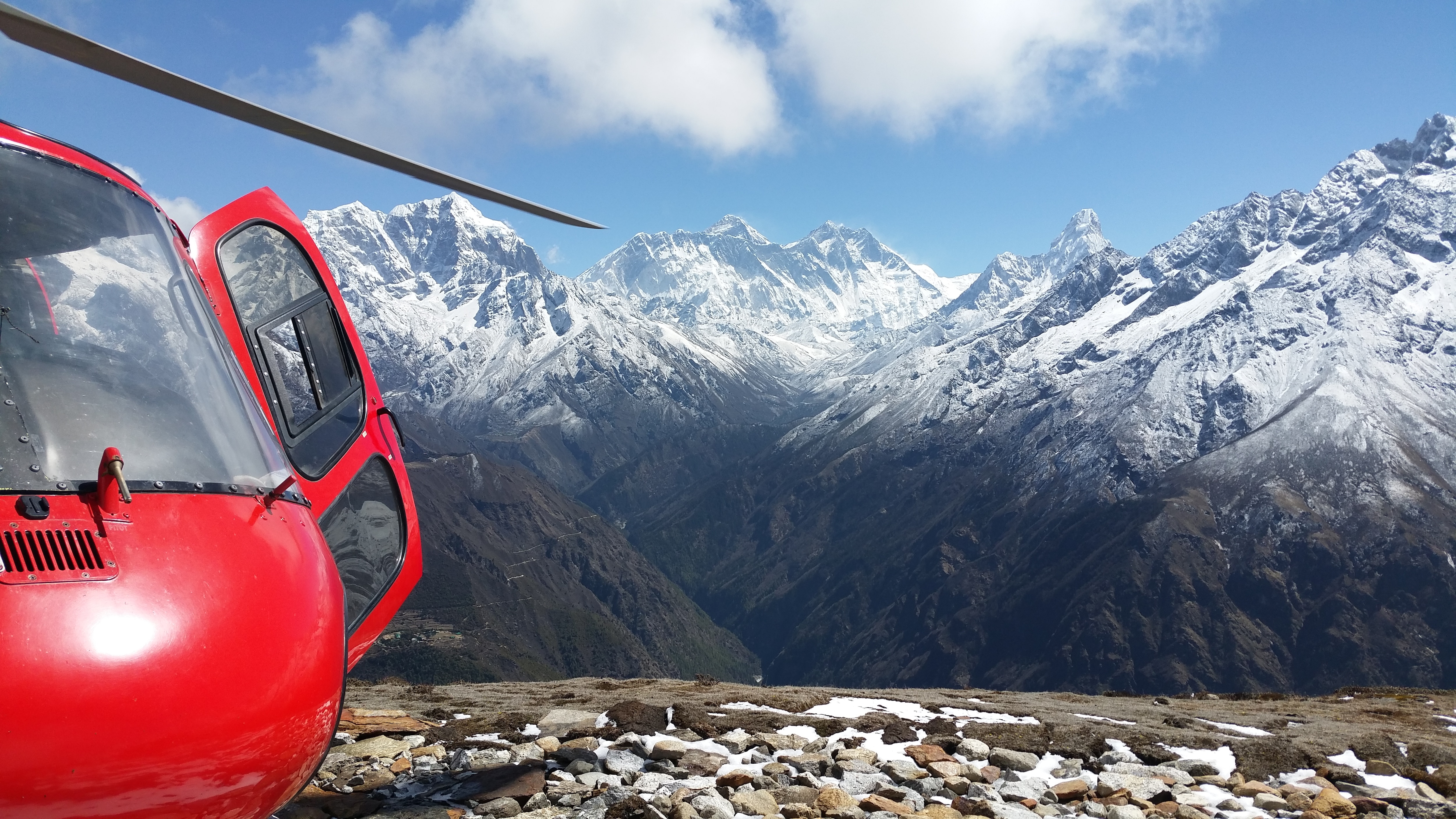 Film, solo in volo, maurizio folini, elisoccorso, himalaya, nepal, Trento Film Festival,