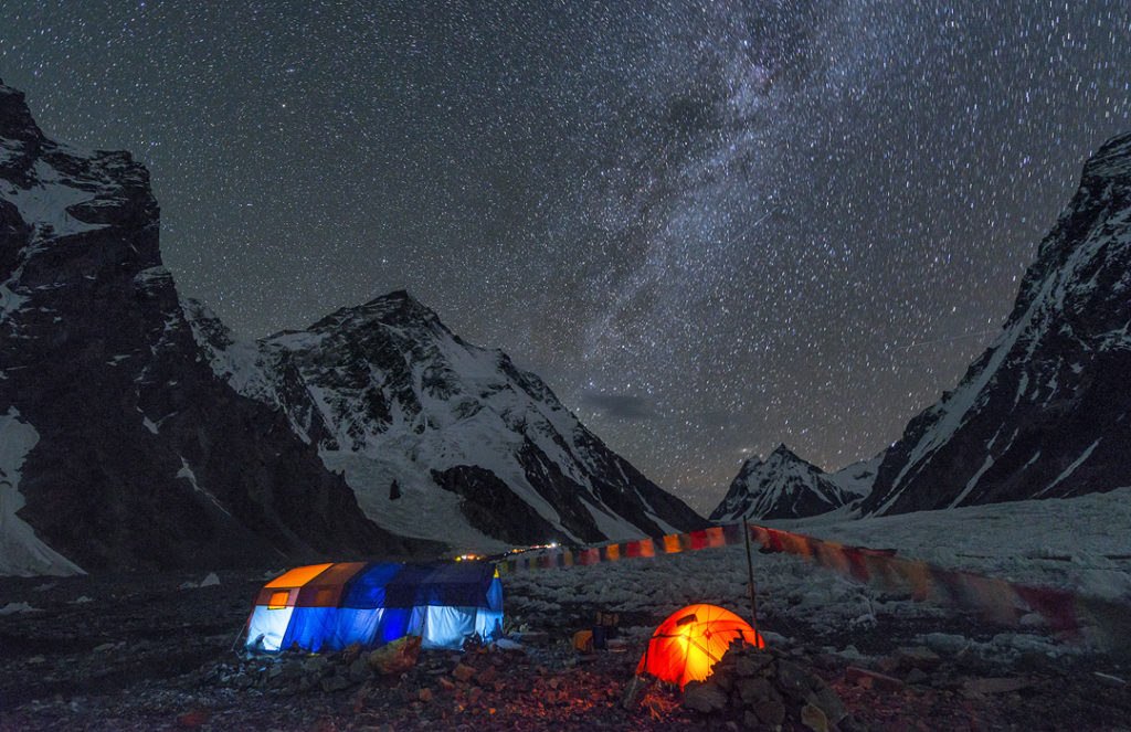 La notte sul K2 con la stella polare. Foto @ Paolo Petrignani 