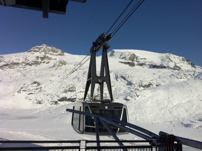 cervinia, cervino, zermatt, sci