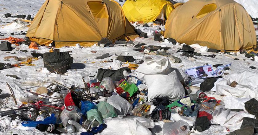 Everest, alpinismo, ottomila, ambiente, spazzatura, inquinamento