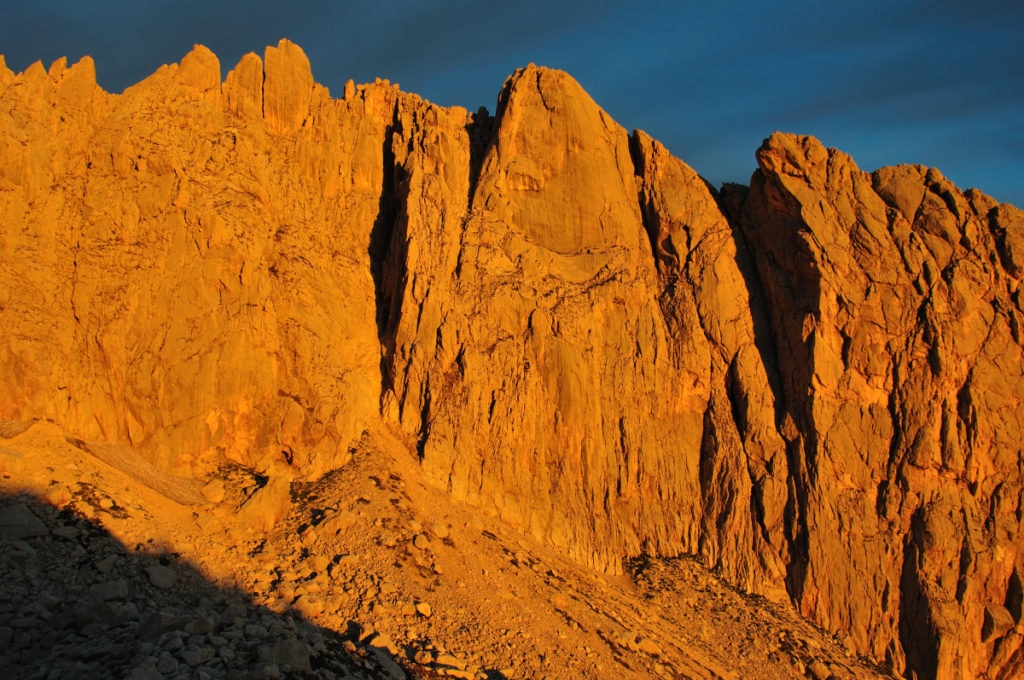 parete Est del Corno Piccolo dal rifugio Franchetti