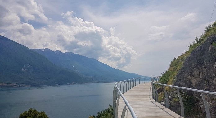 Pista ciclabile, Lago di Garda, turismo