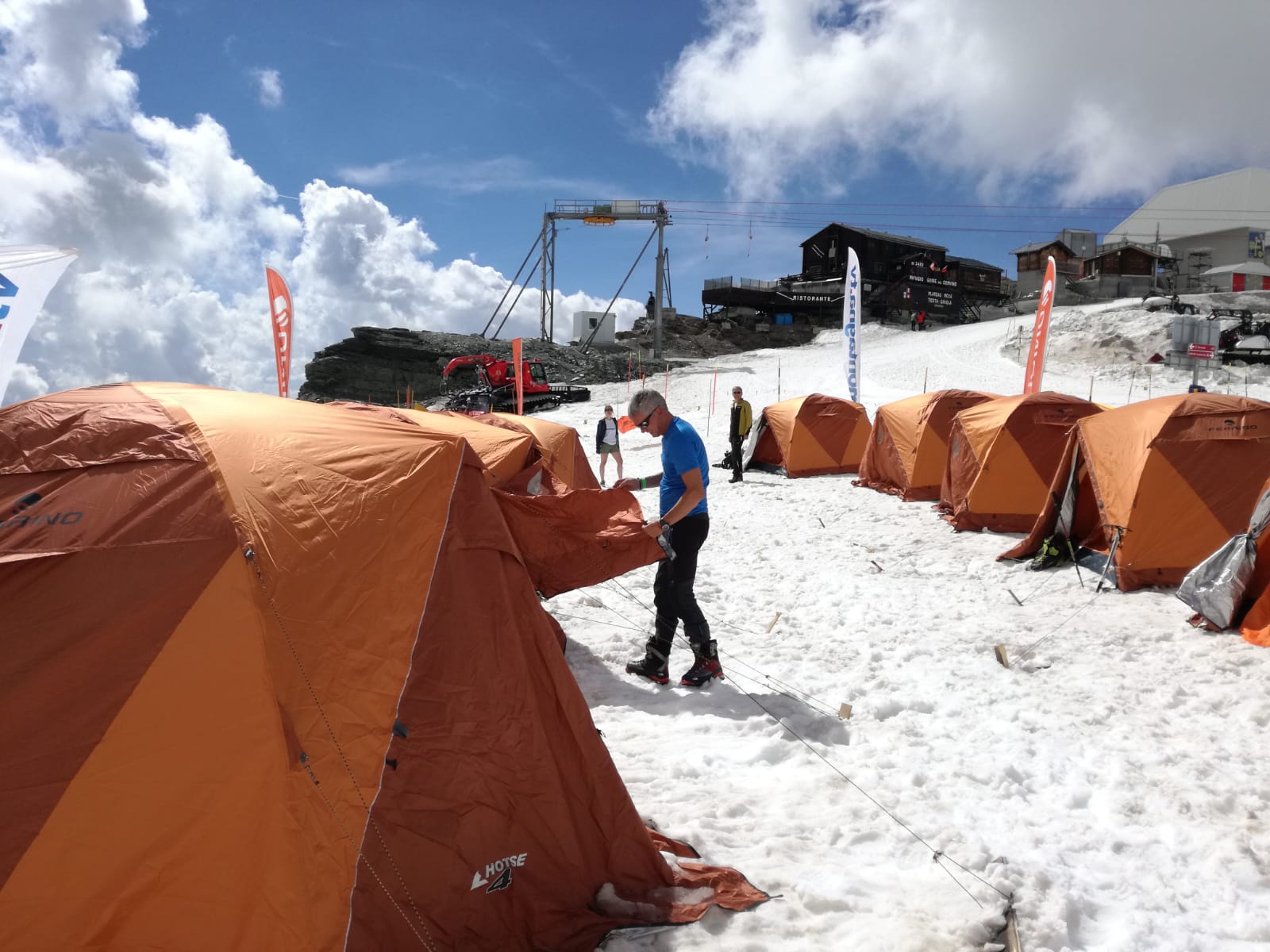 Outdoor, Cervinia, Campo base