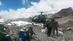 elicotteri, Nepal, soccorsi, truffe