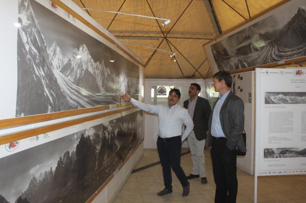 Everest, Pakistan, EvK2CNR