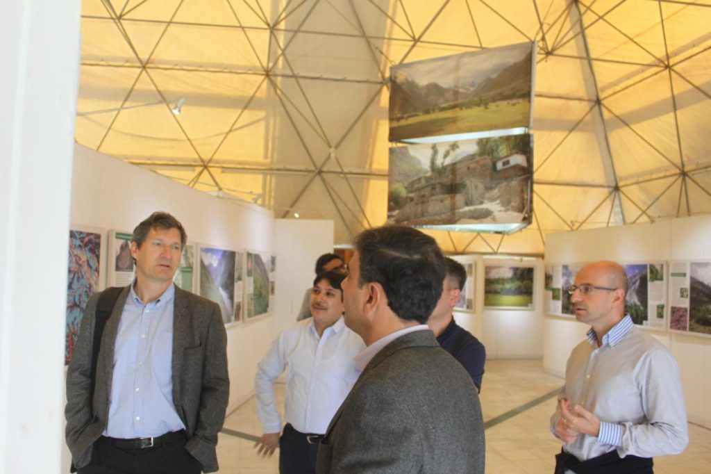 Everest, Pakistan, EvK2CNR