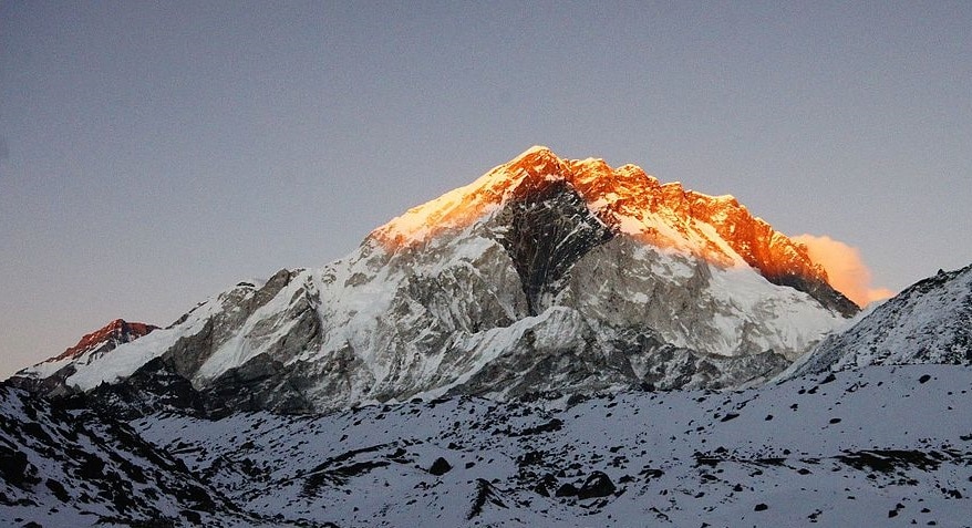 Alpinismo, cronaca, Everest, ottomila, Permessi falsi