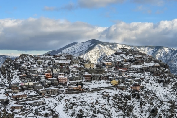 Roccaforte del Greco, Aspromonte, scuola, spopolamento