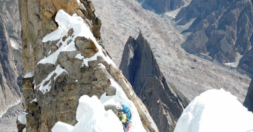 Marcello Sanguineti, Michele Focchi, Gian Luca Cavalli, Amman in Kashmir, Karakorum, Pakistan, Piolets d'Or