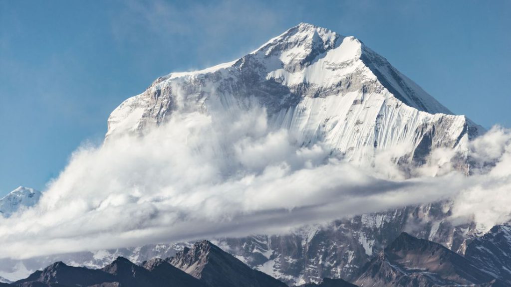 La parete sud del Dhaulagiri.