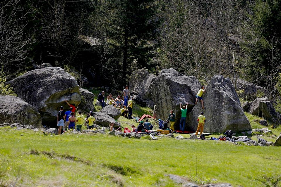 Melloblocco, bouldering, Val Masino, Michele Comi, Luca Della Sale