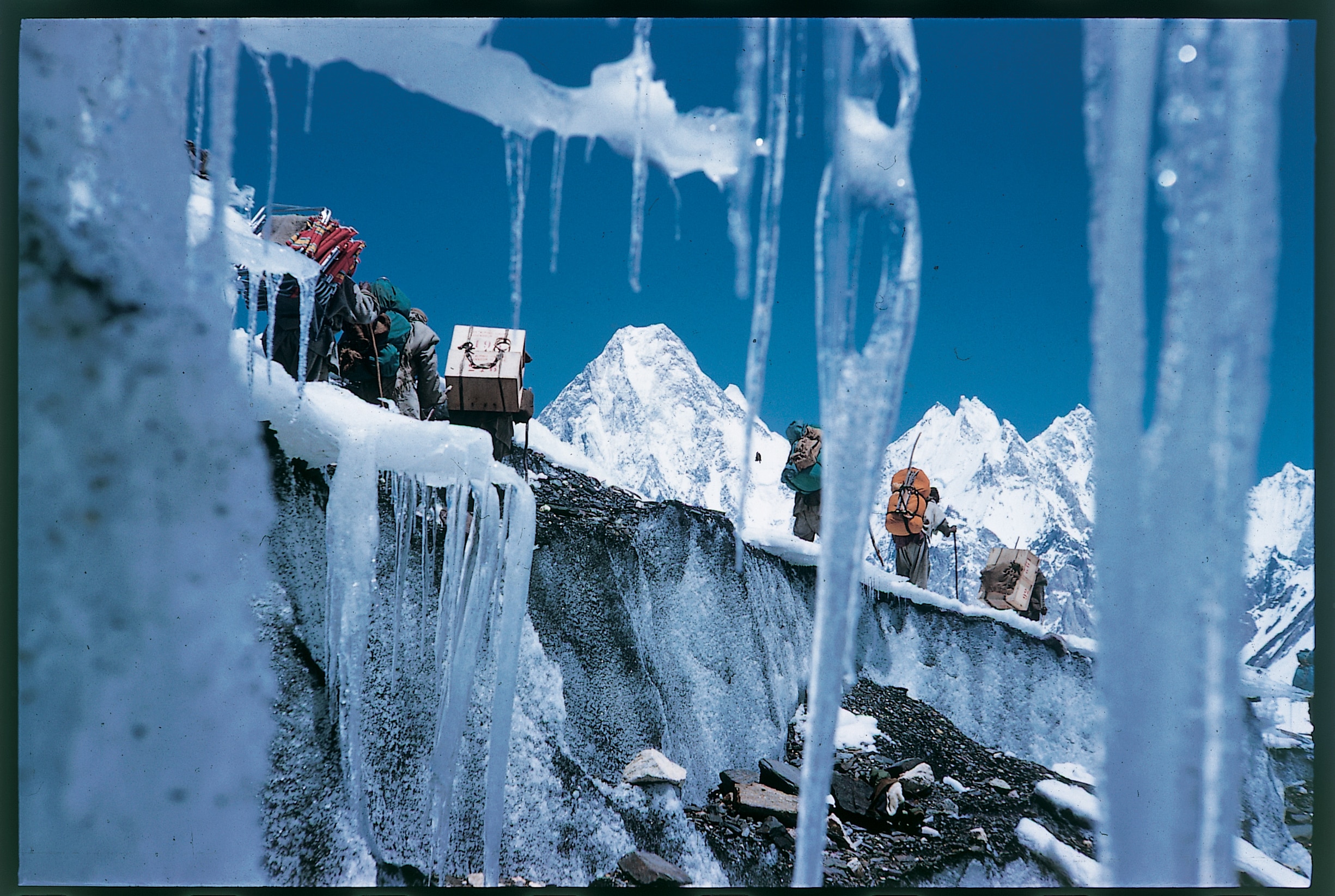 Gasherbrum IV, CAI, Fosco Maraini, Alessandro Giorgetta, libro