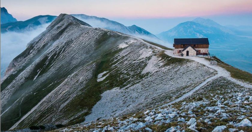 duca degli abruzzi, rifugio, gran sasso, stagione invernale, chiusura