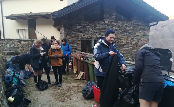Monteviasco, boyscout, funivia, solidarietà, rifiuti, Lombardia