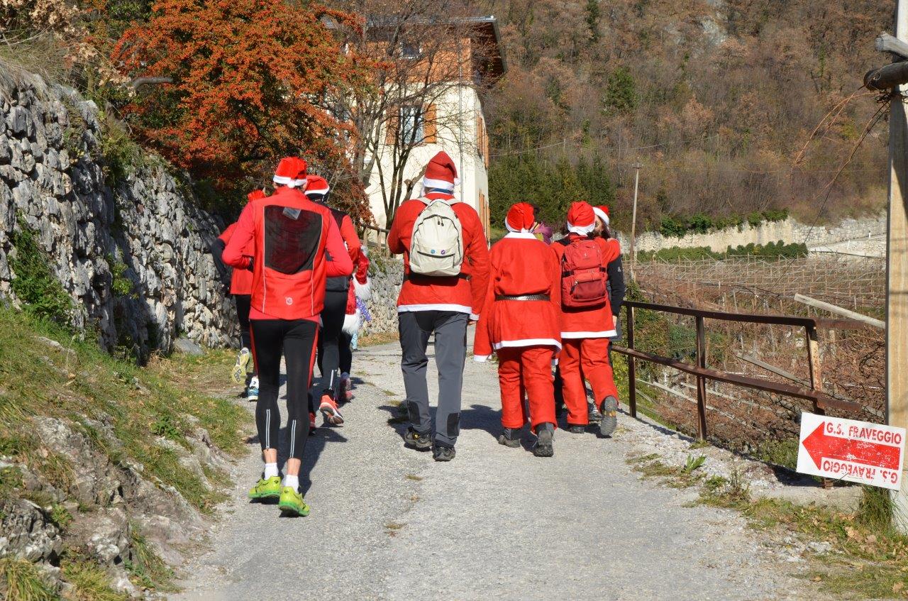 natale, pigrizia, trekking, sovrappeso, movimento, medicina, salute, benessere