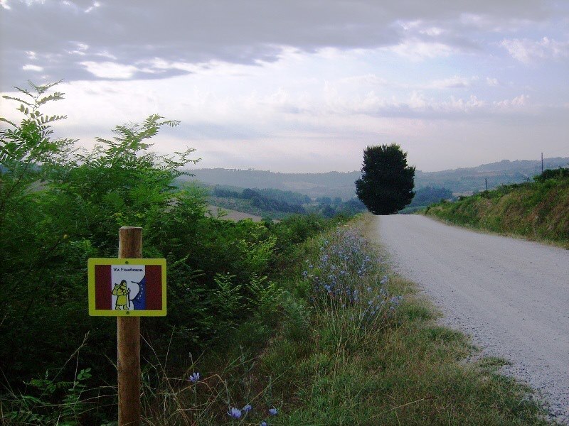 via Francigena, Italia, Unesco, patrimonio Unesco, pellegrinaggio, itinerario, slow tourism