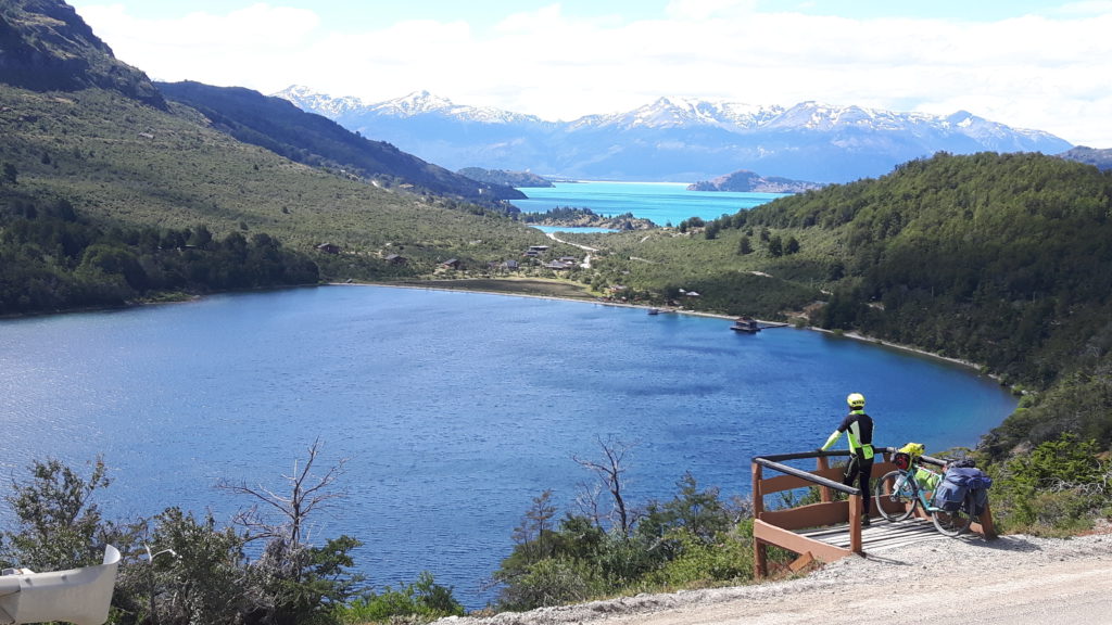 Lago Negro e Lago General Carrera. Foto Mirco Robaldo