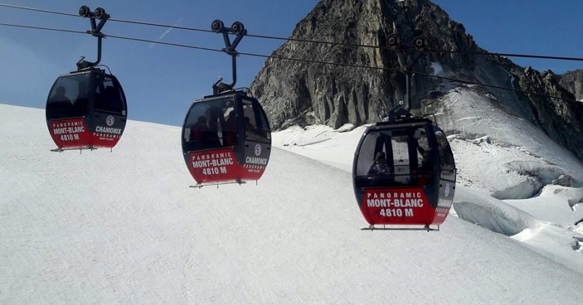 telecabine panoramic Mont Blanc, Auguille du Midi, Punta Helbronner, Monte Bianco, tempesta Eleaonor, funivia