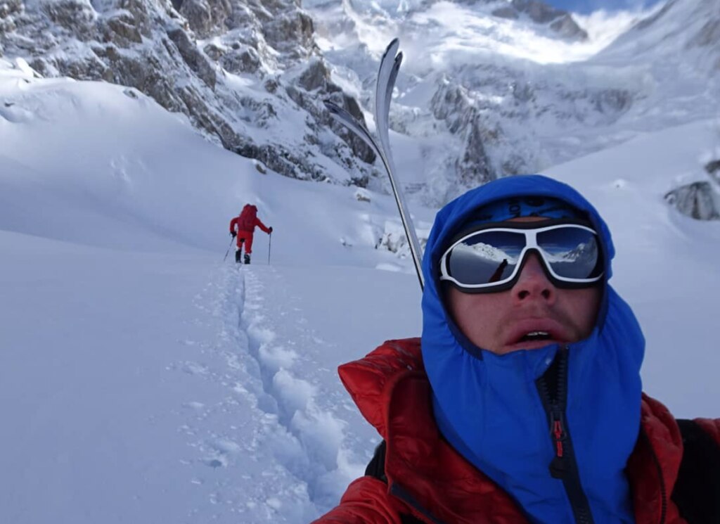 Selfie di Tom Ballard verso C1 durante la penultima rotazione. Foto @ Tom Ballard