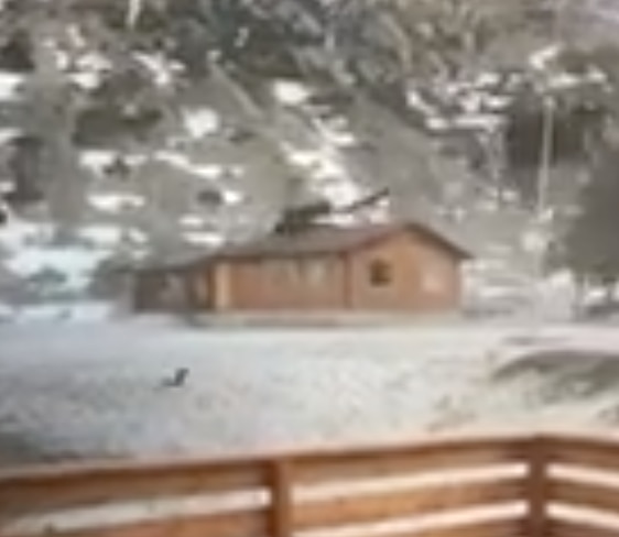 Photo of Abruzzo: vento scoperchia il tetto della scuola di sci, illesa ragazza travolta. Il video
