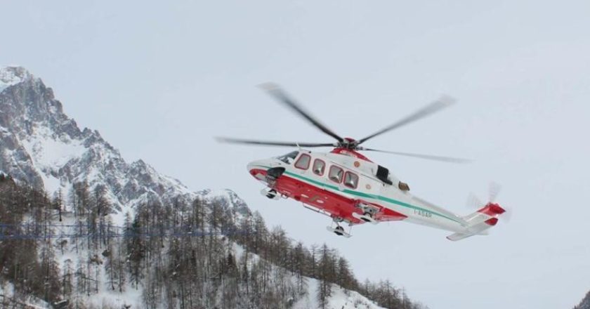 incidente in montagna, colle del lys, gressoney, valle d'Aosta, crepaccio