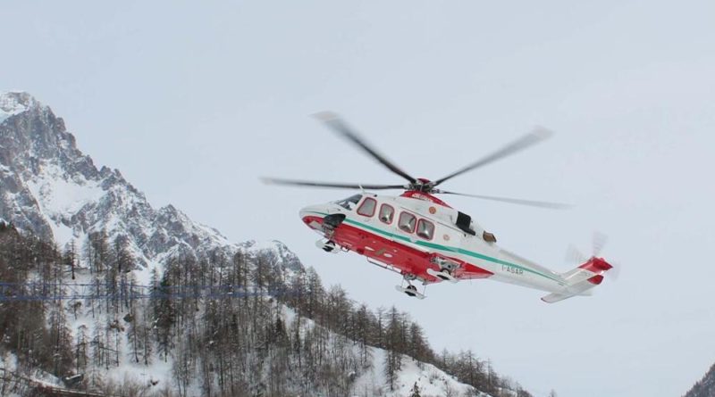 incidente in montagna, colle del lys, gressoney, valle d'Aosta, crepaccio