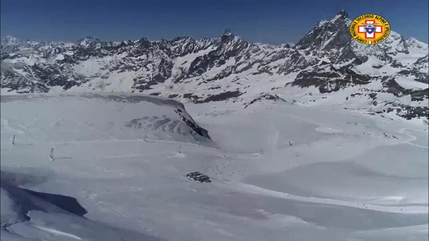 Un'immagine del sorvolo effettuato con il drone del Soccorso Alpino Valdostano