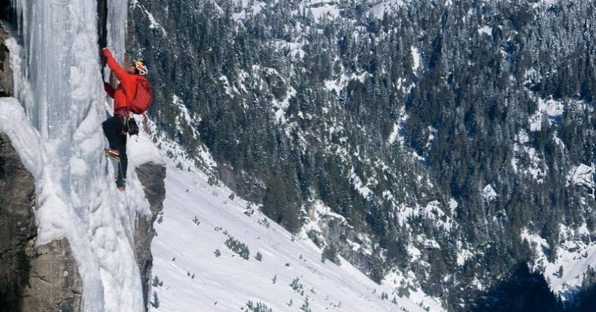 Will Gadd, Chris Jensen, Peter Hoang, Della Falls, Canada, iceclimber