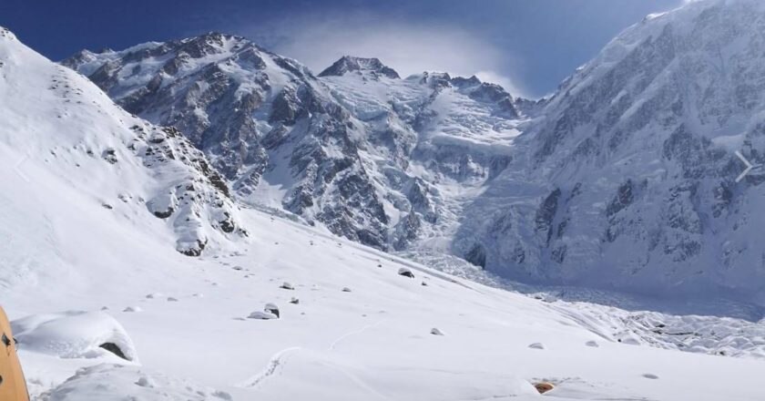 La parete Diamir del Nanga Parbat da campo base. Foto Facebook Daniele Nardi