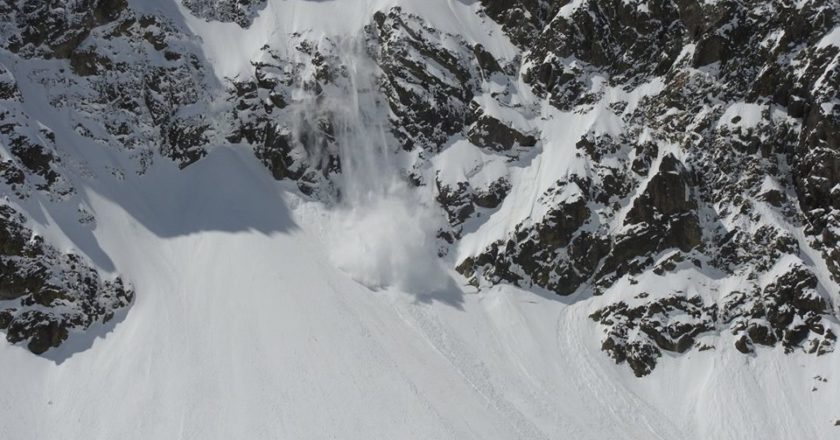 valanga, monte bianco, gendarmeria, Francia, bollettini, alpi, primo maggio