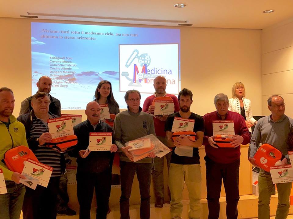 defibrillatori, sicurezza in montagna, rifugi, trentino, cnsas