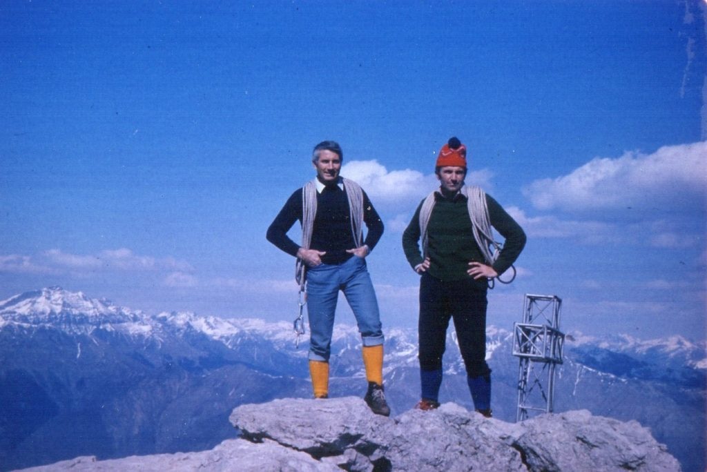 Walter Bonatti con Dino Perolari. Archivio Dino Perolari