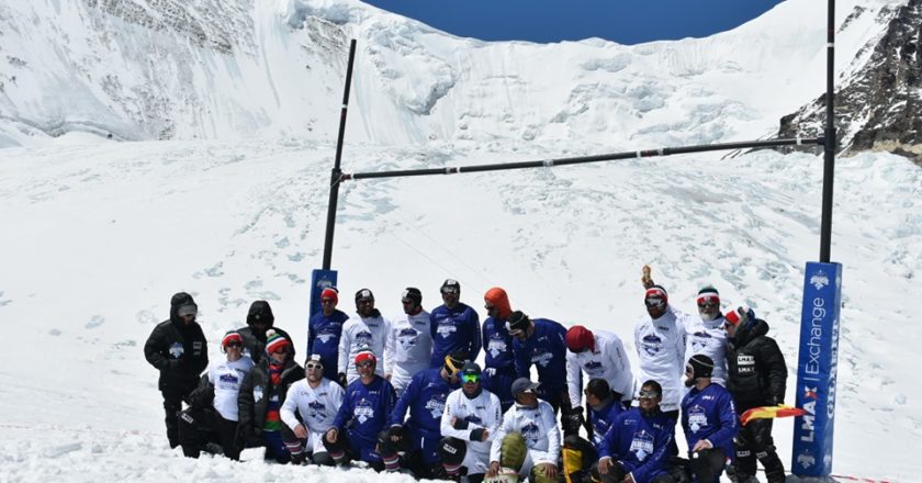 everest, rugby, guinness, record, shane williams, ollie phillips