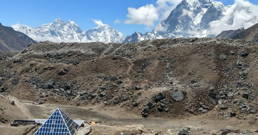 terremoto, piramide, everest