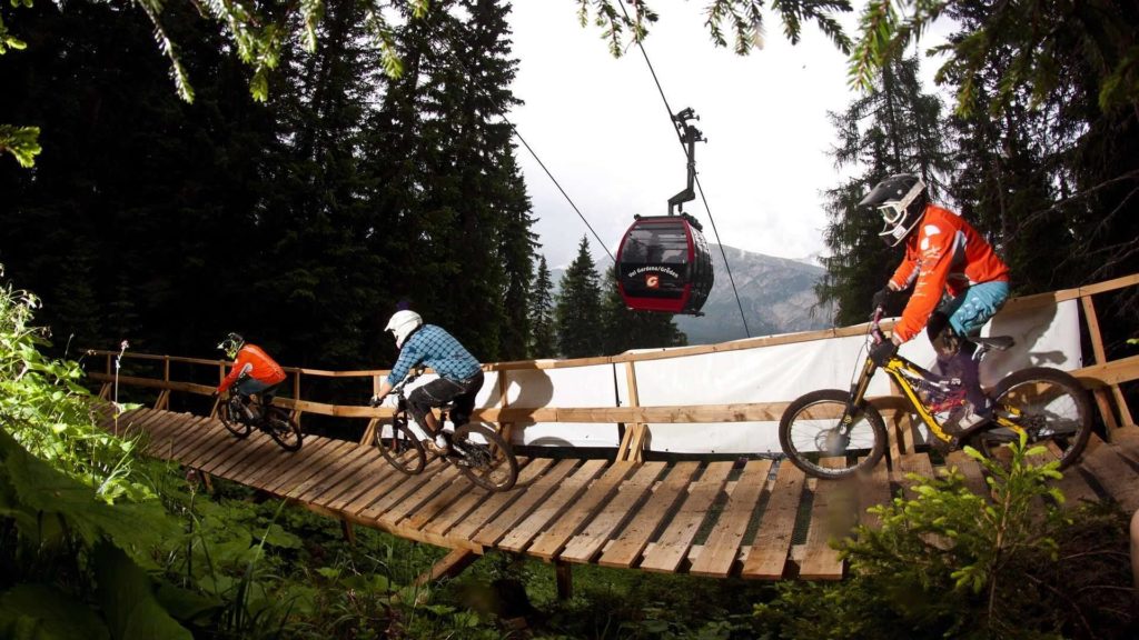 Val Gardena (foto @ mtb-dolomites.com)