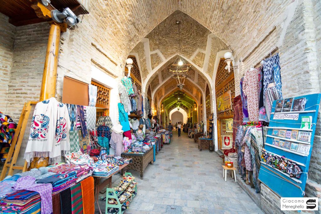 Tra i vicoli di Bukhara - Uzbekistan