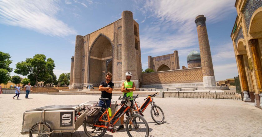 soul silk, ciclismo, via della seta, kazakistan, azerbaigian. cina, giacomo meneghello, yanez borella