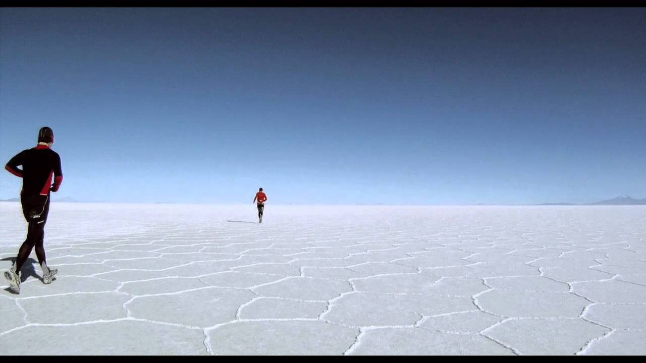 nico valsesia, marco gazzola, salar de uyuni, deserto salato, bolivia, running