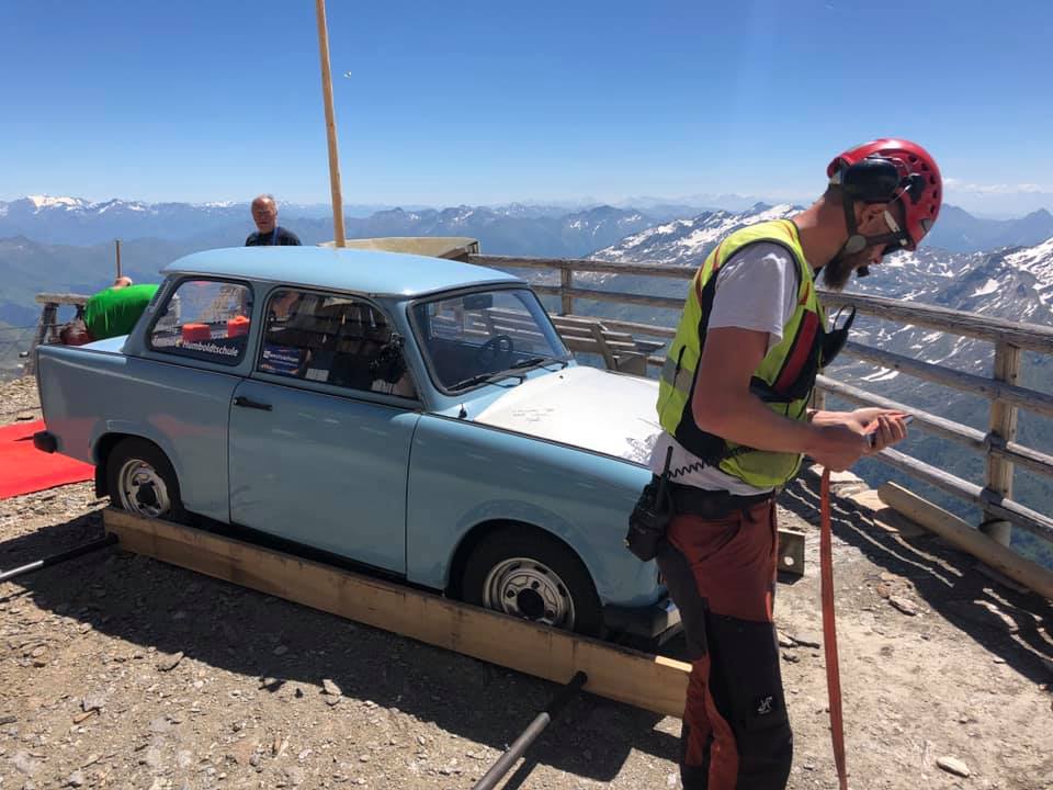 val passiria, auto, elicottero, rifugio, buone pratiche