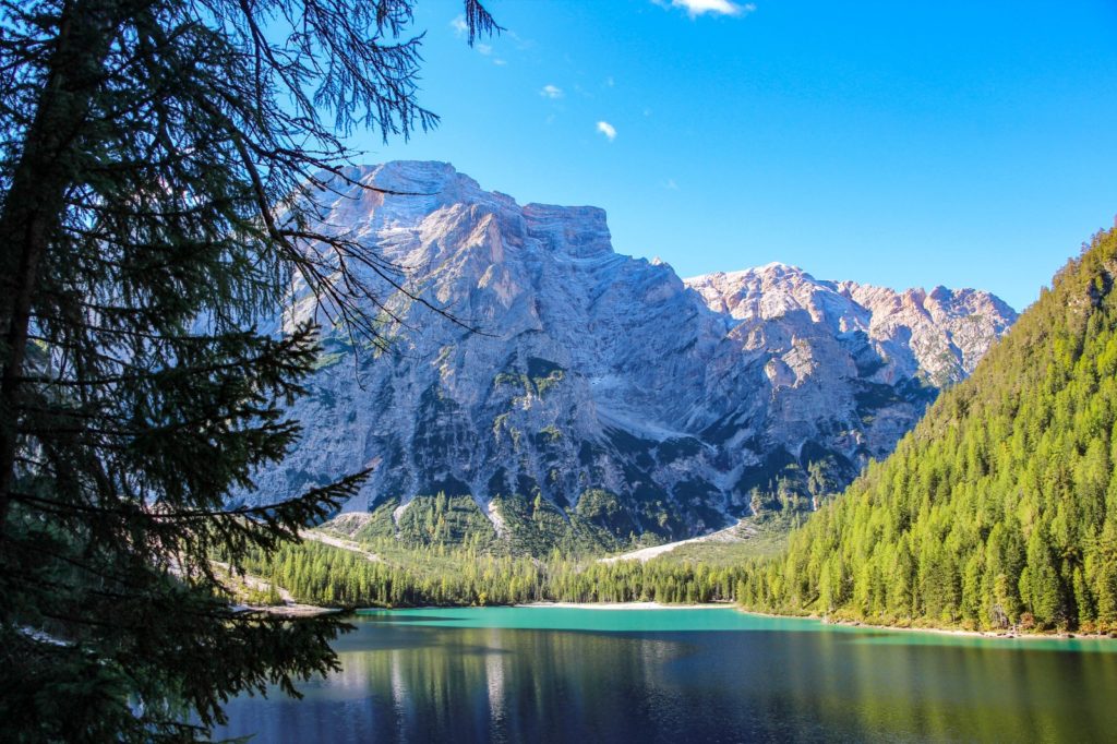 lago di braies, yallapeena, dolomiti