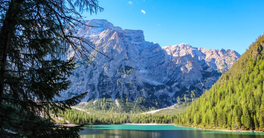 lago di braies, yallapeena, dolomiti