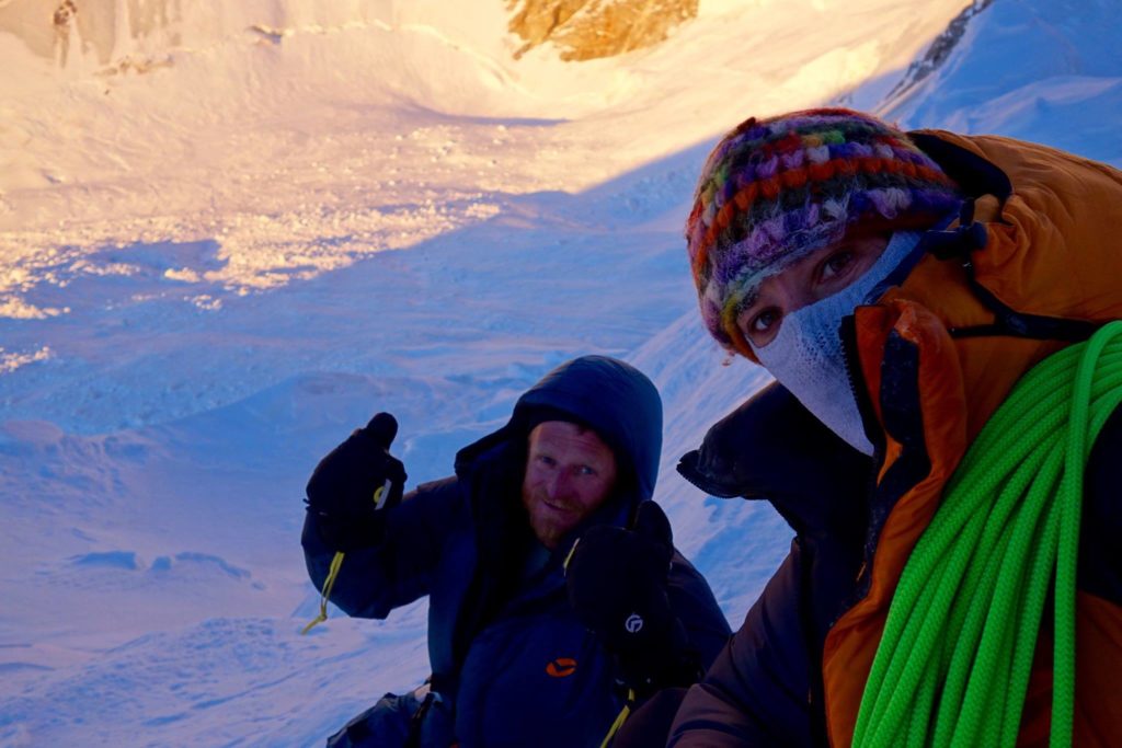 Tomek Mackiewicz con elisabeth Revol al Nanga Parbat (foto @ Tomek Czapkins Mackiewicz FB)