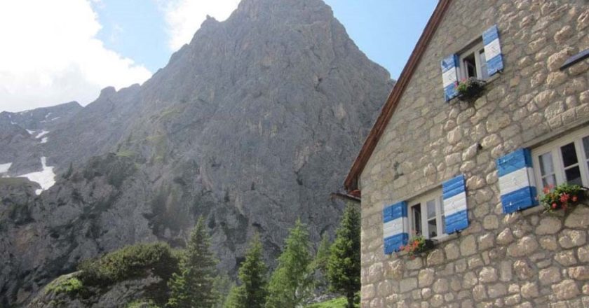 recharge in nature, smartphone, rifugio onorio falier