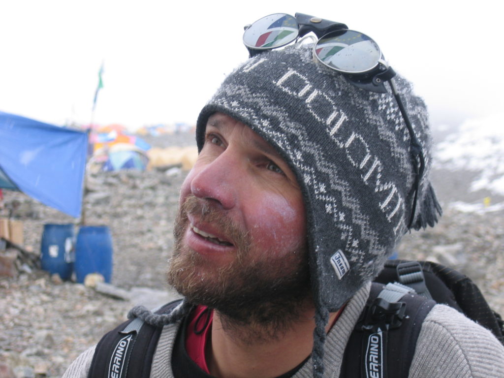 Karl Unterkircher -spedizione EvK2CNR - K2 2004