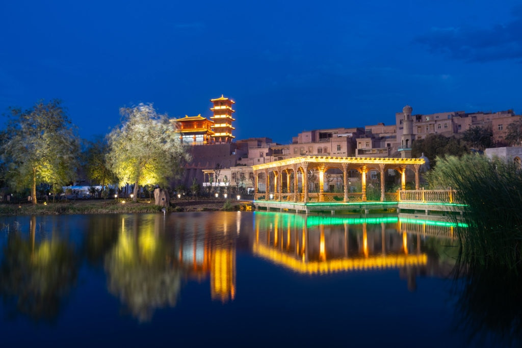 Le luci della notte di Kashgar, Cina