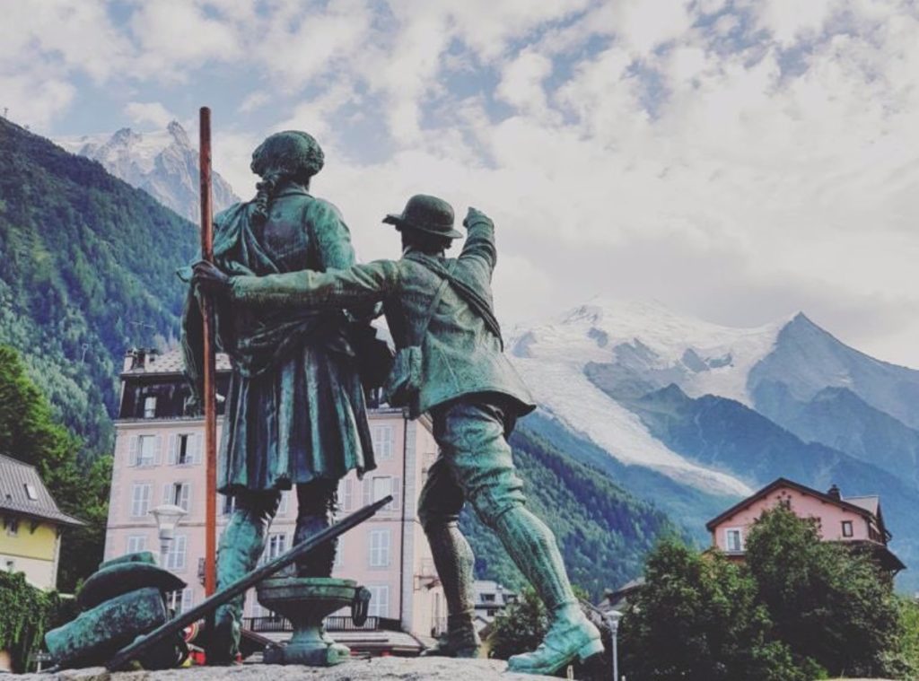 La guida J. Balmat indica la vetta del Bianco a De Saussure