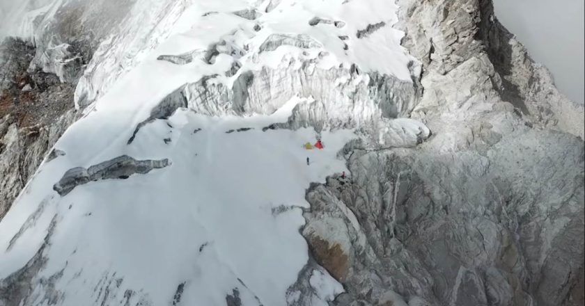 lobuche east