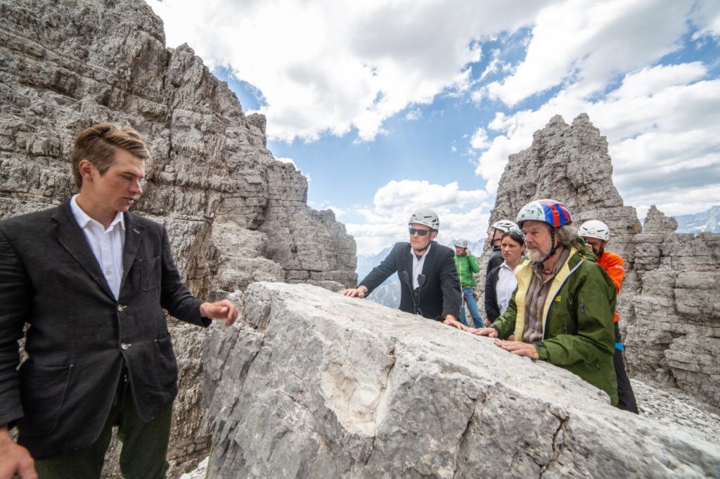 Simon Messner (a sinistra) nei panni di Hans Dülfer
