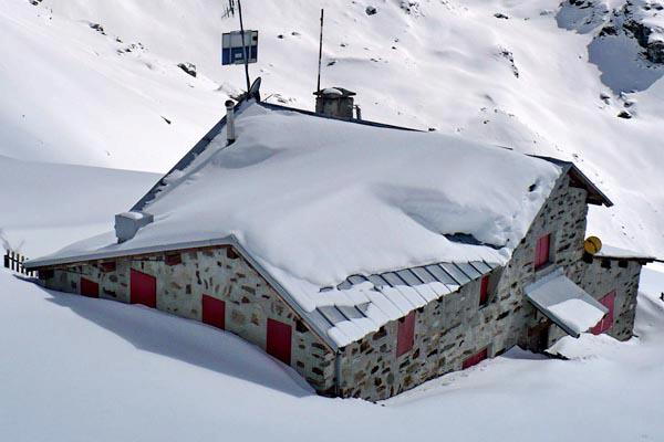 rifugio carate