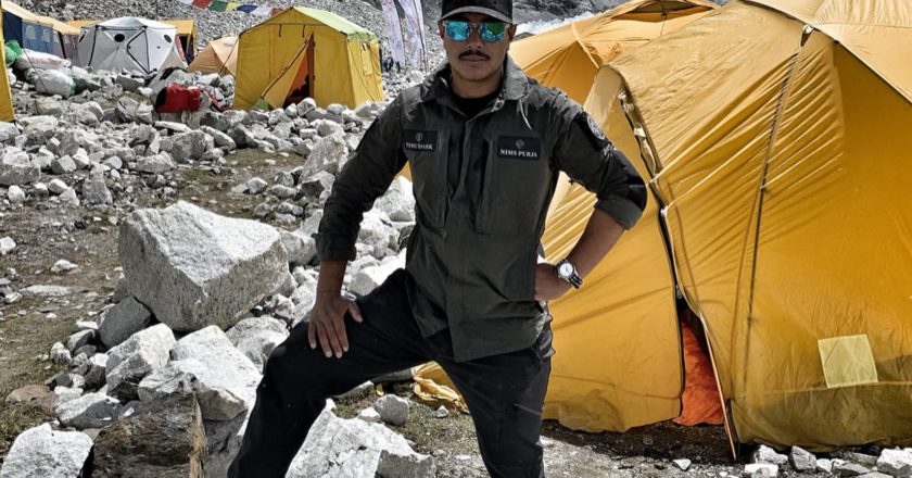 Nirmal Purja al campo base del Cho Oyu